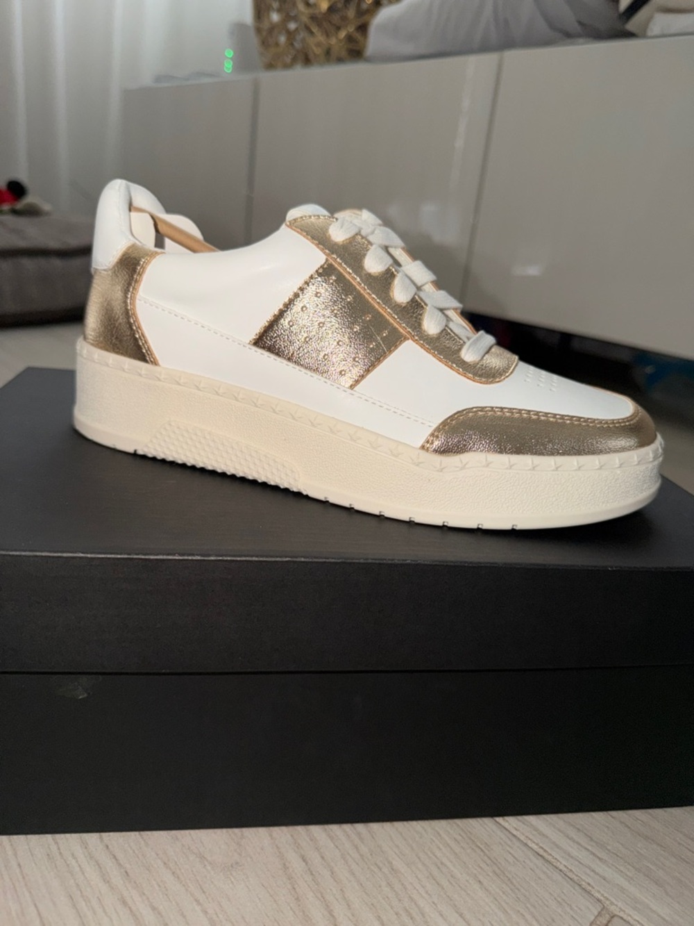 Saks Fifth Avenue White Sneakers with Metallic Gold Accents